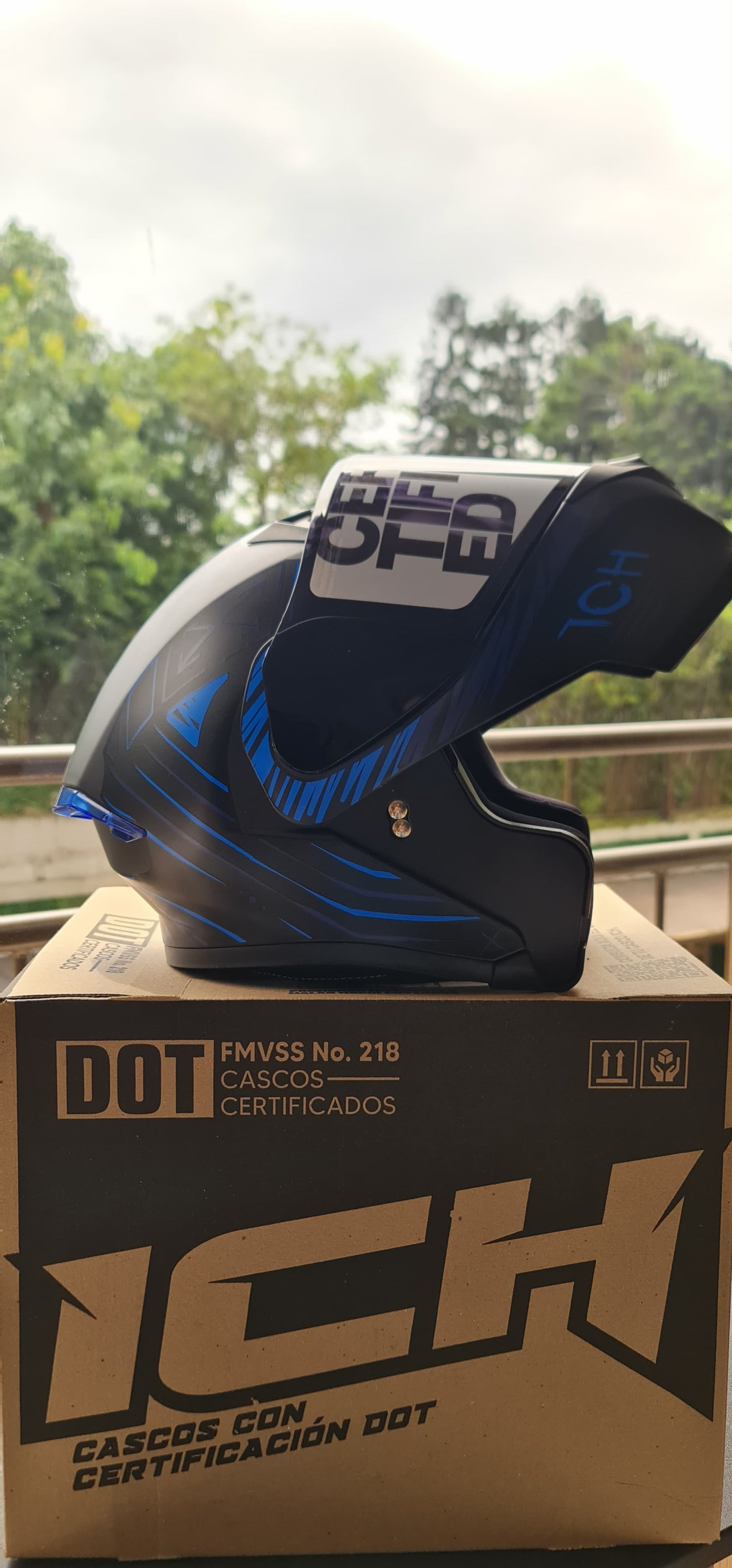 Casco Abatible ICH 3120 — Azul Reik